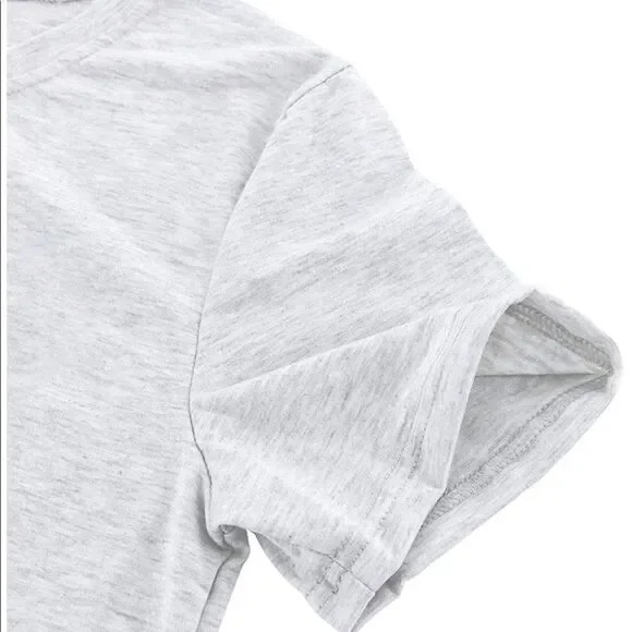 Women’s Graphic tee.”Mama Needs Coffee” size small - Picture 3 of 5